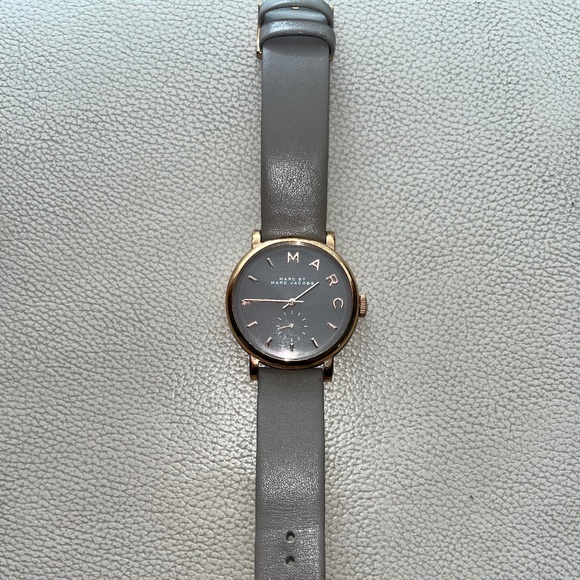 Marc Jacobs Watch - Picture 1 of 2